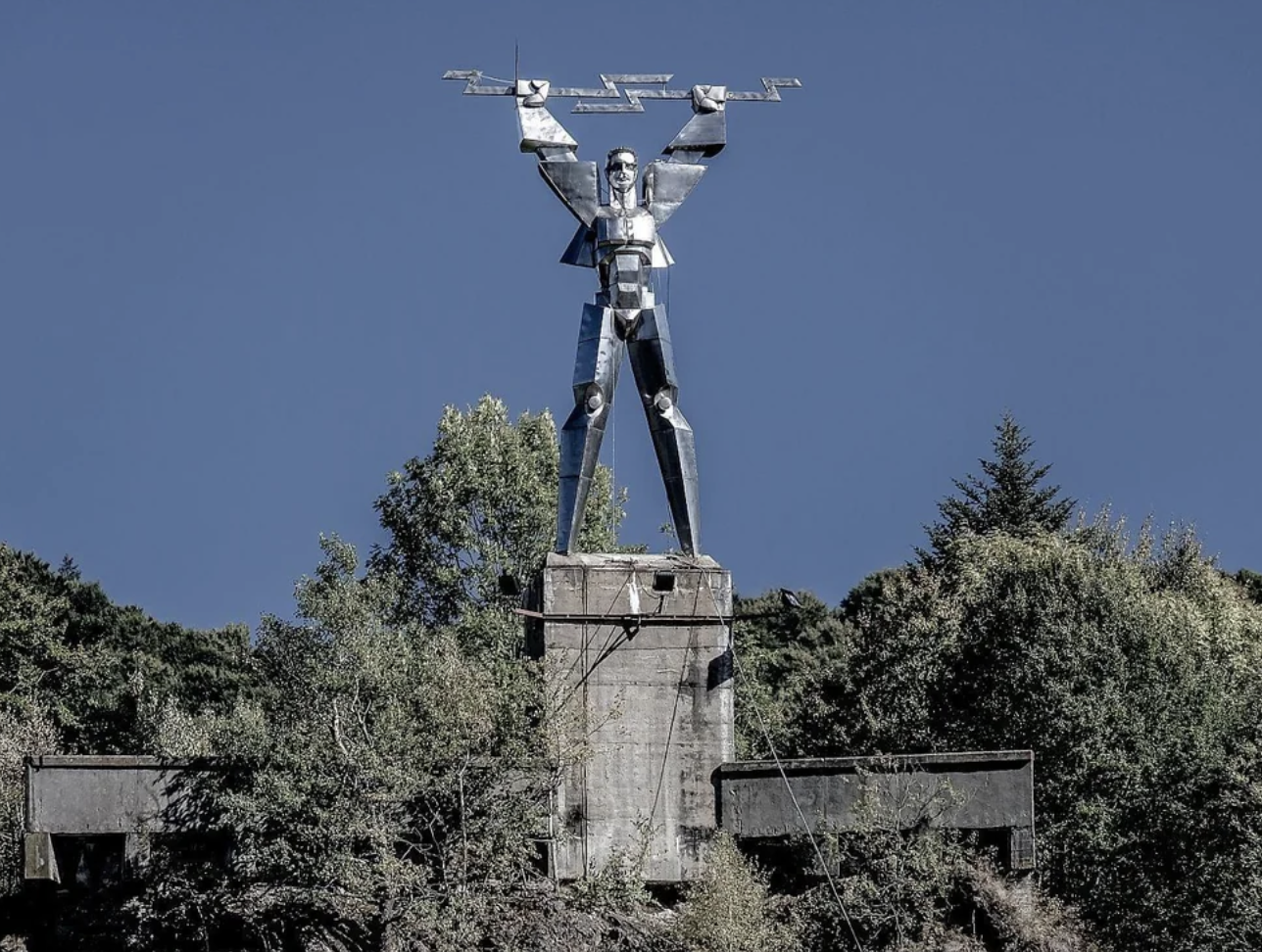 European sculpture for power system